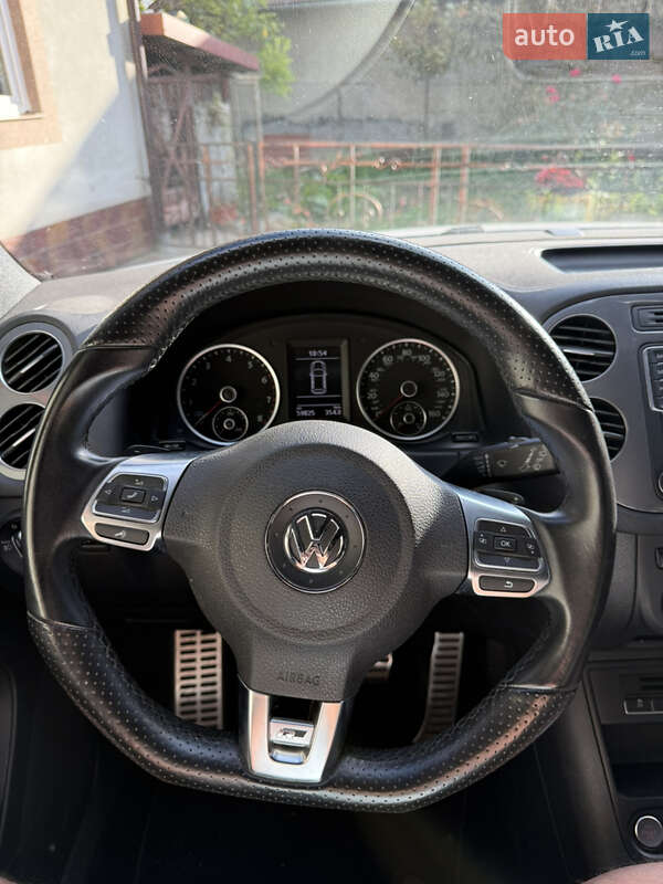 Внедорожник / Кроссовер Volkswagen Tiguan 2015 в Стрые