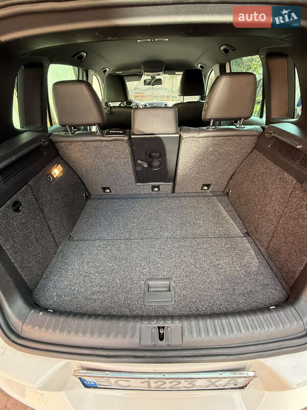 Внедорожник / Кроссовер Volkswagen Tiguan 2015 в Стрые