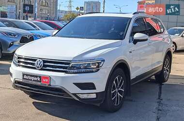 Внедорожник / Кроссовер Volkswagen Tiguan 2018 в Харькове