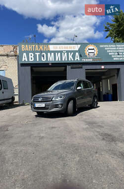 Позашляховик / Кросовер Volkswagen Tiguan 2011 в Черкасах