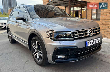 Внедорожник / Кроссовер Volkswagen Tiguan 2019 в Харькове