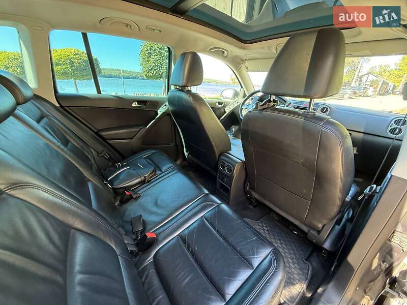 Позашляховик / Кросовер Volkswagen Tiguan 2011 в Тернополі фото 6 Позашляховик / Кросовер Volkswagen Tiguan 2011 в Тернополі