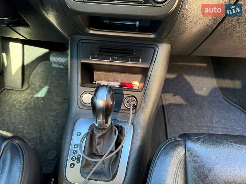 Позашляховик / Кросовер Volkswagen Tiguan 2011 в Тернополі фото 10 Позашляховик / Кросовер Volkswagen Tiguan 2011 в Тернополі
