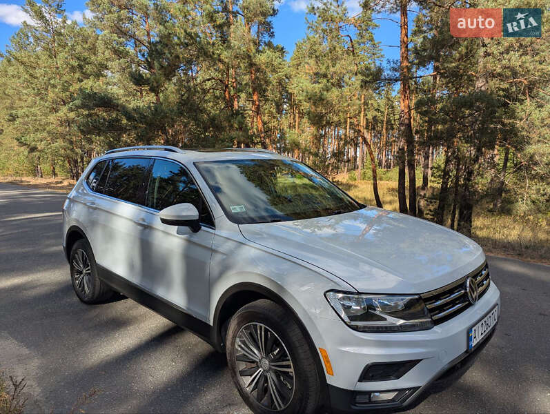 Внедорожник / Кроссовер Volkswagen Tiguan 2018 в Киеве фото 3 Внедорожник / Кроссовер Volkswagen Tiguan 2018 в Киеве