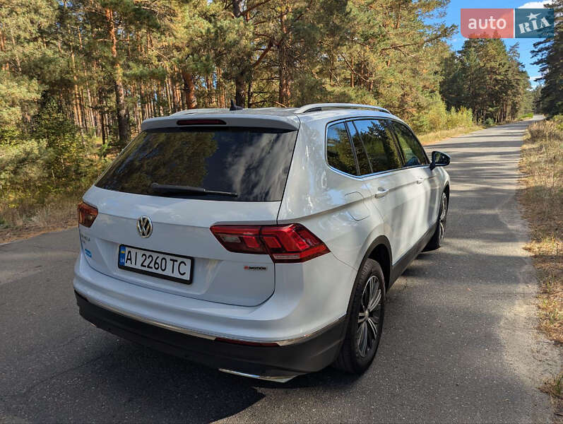 Внедорожник / Кроссовер Volkswagen Tiguan 2018 в Киеве фото 17 Внедорожник / Кроссовер Volkswagen Tiguan 2018 в Киеве