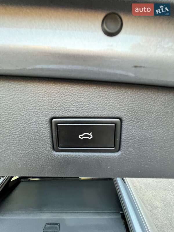 Позашляховик / Кросовер Volkswagen Tiguan 2020 в Києві