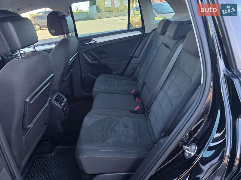 Внедорожник / Кроссовер Volkswagen Tiguan 2018 в Тернополе фото 24 Внедорожник / Кроссовер Volkswagen Tiguan 2018 в Тернополе