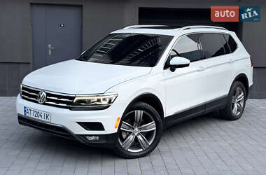 Позашляховик / Кросовер Volkswagen Tiguan 2017 в Івано-Франківську