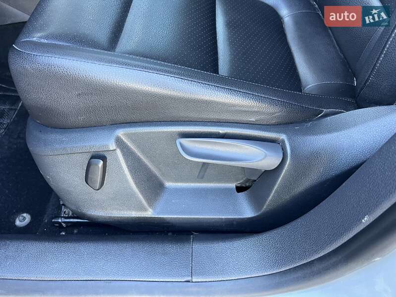 Внедорожник / Кроссовер Volkswagen Tiguan 2012 в Киеве