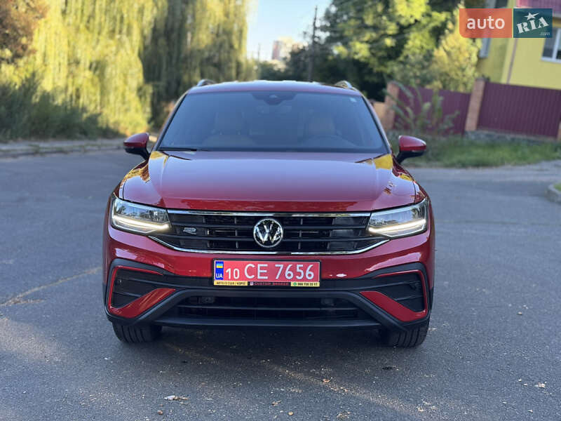 Внедорожник / Кроссовер Volkswagen Tiguan 2024 в Киеве
