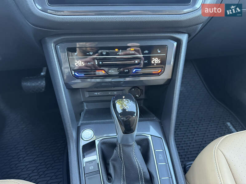 Внедорожник / Кроссовер Volkswagen Tiguan 2024 в Киеве