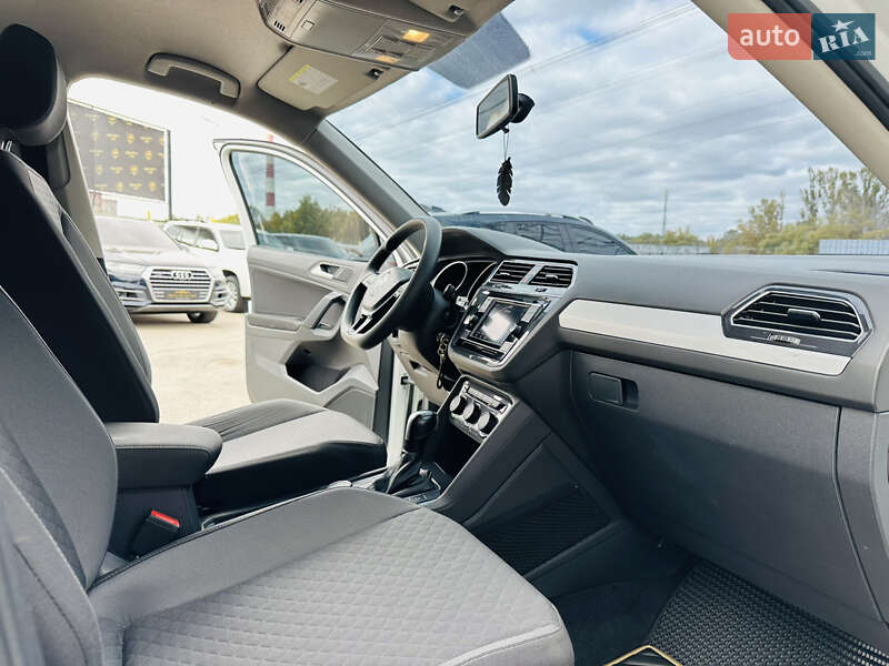 Внедорожник / Кроссовер Volkswagen Tiguan 2018 в Харькове фото 24 Внедорожник / Кроссовер Volkswagen Tiguan 2018 в Харькове