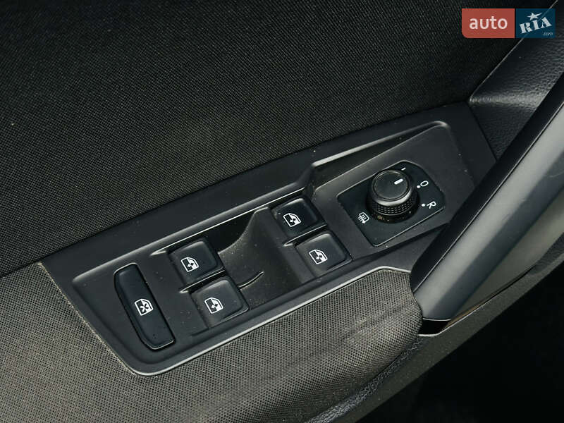 Внедорожник / Кроссовер Volkswagen Tiguan 2018 в Харькове фото 27 Внедорожник / Кроссовер Volkswagen Tiguan 2018 в Харькове