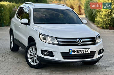 Внедорожник / Кроссовер Volkswagen Tiguan 2013 в 