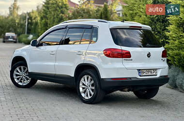Внедорожник / Кроссовер Volkswagen Tiguan 2013 в 