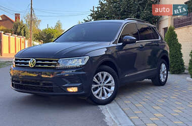 Позашляховик / Кросовер Volkswagen Tiguan 2018 в Одесі