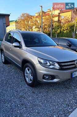 Внедорожник / Кроссовер Volkswagen Tiguan 2013 в Львове