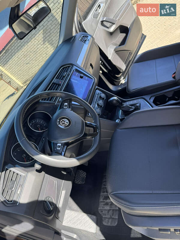 Внедорожник / Кроссовер Volkswagen Tiguan 2020 в Ивано-Франковске