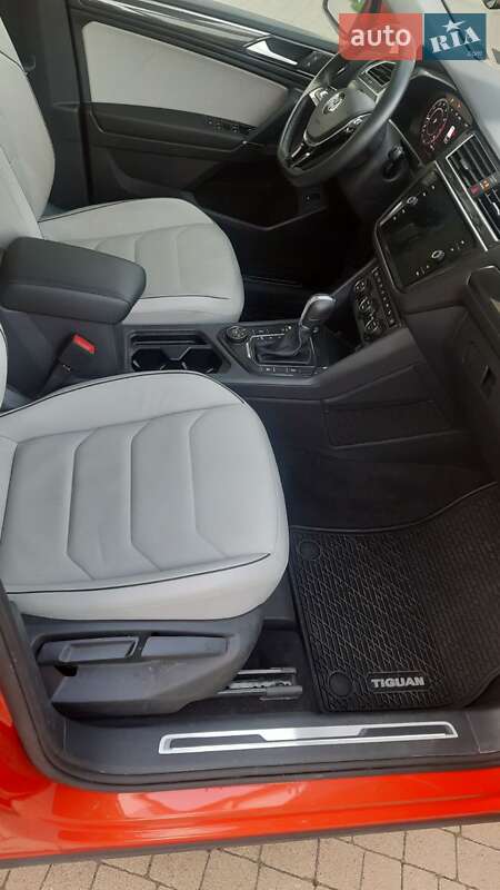 Позашляховик / Кросовер Volkswagen Tiguan 2018 в Львові