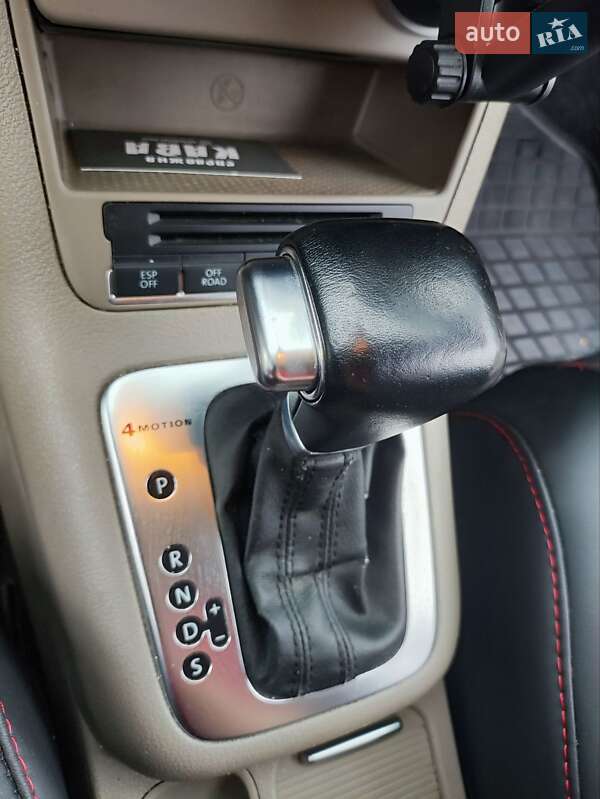 Позашляховик / Кросовер Volkswagen Tiguan 2009 в Чернігові