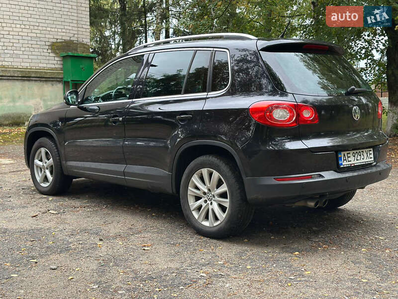 Позашляховик / Кросовер Volkswagen Tiguan 2009 в Києві