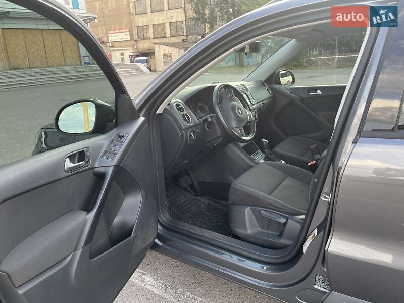 Внедорожник / Кроссовер Volkswagen Tiguan 2015 в Днепре фото 9 Внедорожник / Кроссовер Volkswagen Tiguan 2015 в Днепре