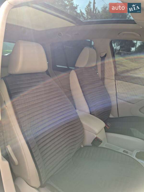 Внедорожник / Кроссовер Volkswagen Tiguan 2014 в Днепре фото 4 Внедорожник / Кроссовер Volkswagen Tiguan 2014 в Днепре