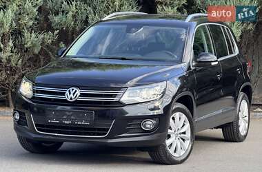 Позашляховик / Кросовер Volkswagen Tiguan 2014 в Києві