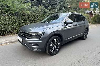 Внедорожник / Кроссовер Volkswagen Tiguan 2018 в Днепре
