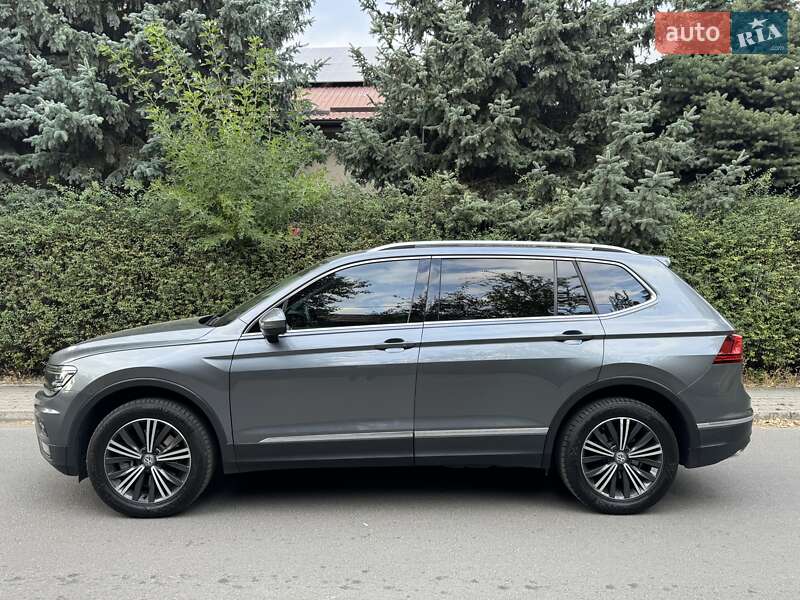 Внедорожник / Кроссовер Volkswagen Tiguan 2018 в Днепре фото 5 Внедорожник / Кроссовер Volkswagen Tiguan 2018 в Днепре