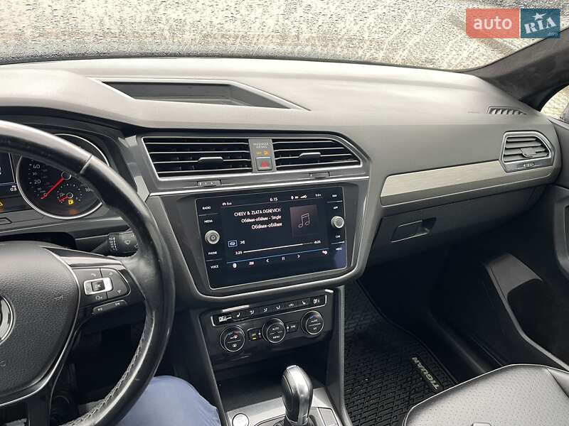 Позашляховик / Кросовер Volkswagen Tiguan 2017 в Львові