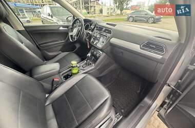 Внедорожник / Кроссовер Volkswagen Tiguan 2019 в 