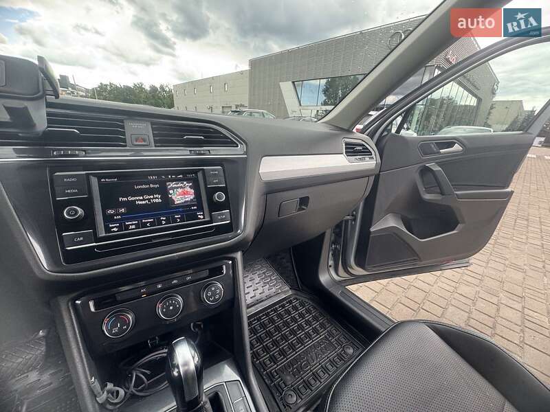 Внедорожник / Кроссовер Volkswagen Tiguan 2019 в Львове