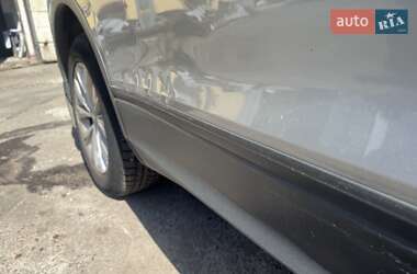 Внедорожник / Кроссовер Volkswagen Tiguan 2019 в 