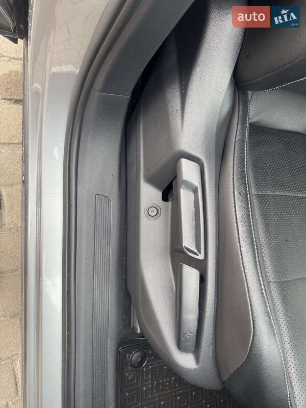 Внедорожник / Кроссовер Volkswagen Tiguan 2019 в Львове