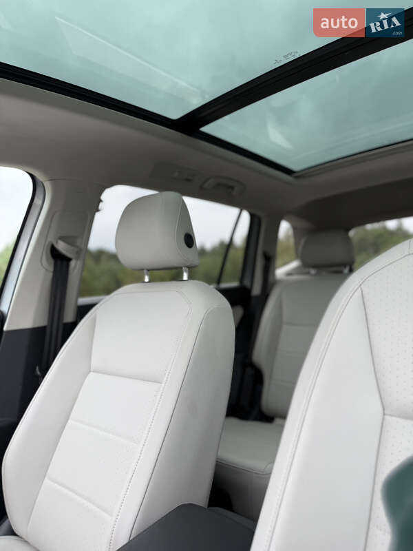 Внедорожник / Кроссовер Volkswagen Tiguan 2020 в Житомире