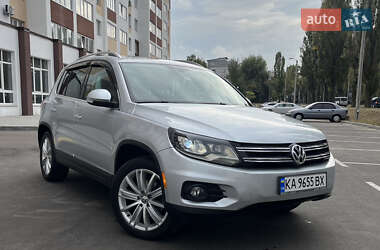 Внедорожник / Кроссовер Volkswagen Tiguan 2016 в Киеве