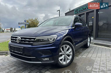 Позашляховик / Кросовер Volkswagen Tiguan 2018 в Івано-Франківську