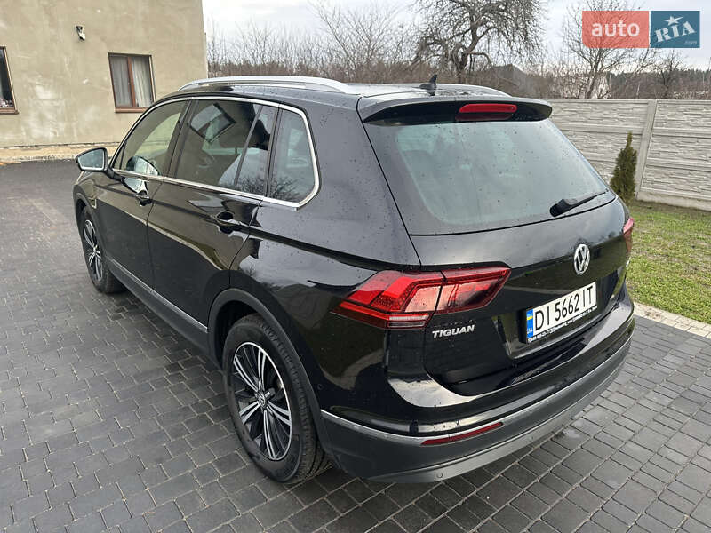 Внедорожник / Кроссовер Volkswagen Tiguan 2016 в Коростене