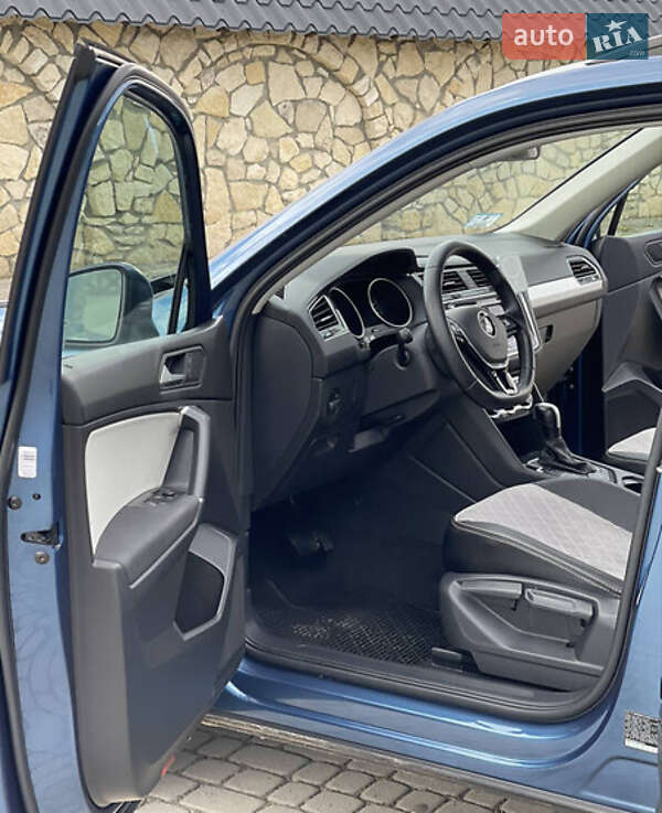 Внедорожник / Кроссовер Volkswagen Tiguan 2020 в Львове