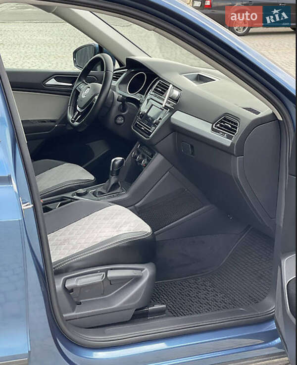 Внедорожник / Кроссовер Volkswagen Tiguan 2020 в Львове
