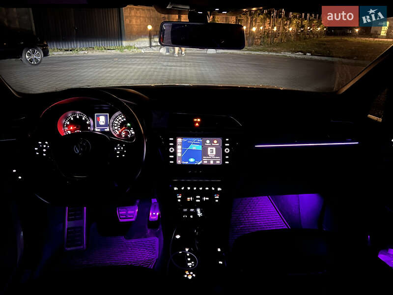 Внедорожник / Кроссовер Volkswagen Tiguan 2021 в Киеве