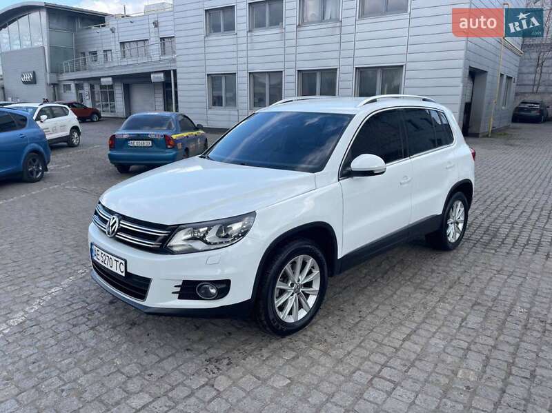 Внедорожник / Кроссовер Volkswagen Tiguan 2014 в Львове