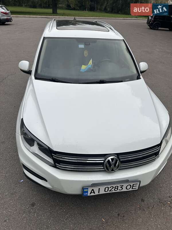 Внедорожник / Кроссовер Volkswagen Tiguan 2016 в Борисполе