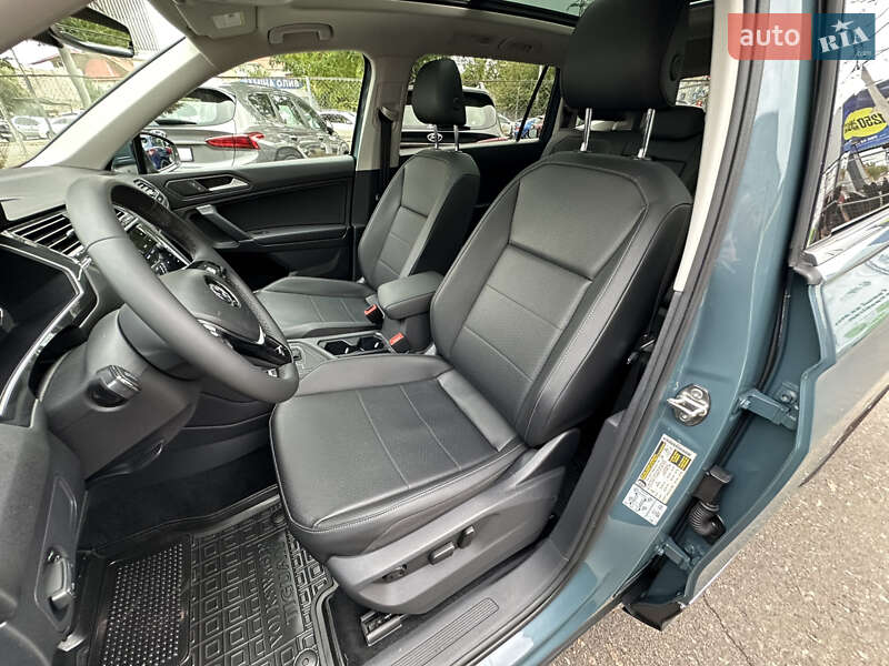 Внедорожник / Кроссовер Volkswagen Tiguan 2019 в Одессе