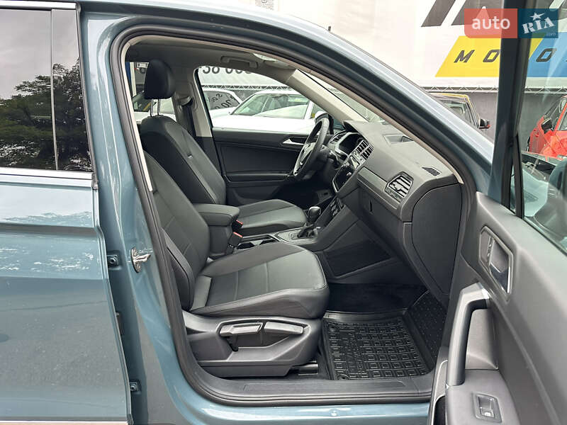 Внедорожник / Кроссовер Volkswagen Tiguan 2019 в Одессе