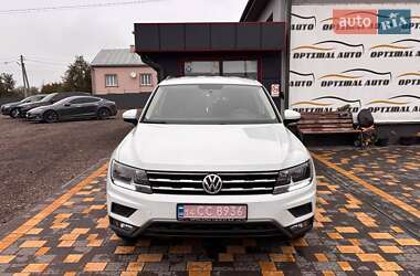 Внедорожник / Кроссовер Volkswagen Tiguan 2018 в Львове