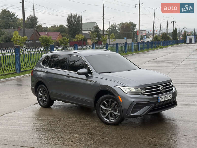 Внедорожник / Кроссовер Volkswagen Tiguan 2023 в Черновцах