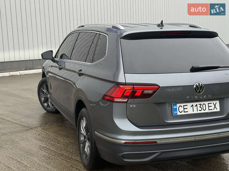 Внедорожник / Кроссовер Volkswagen Tiguan 2023 в Черновцах