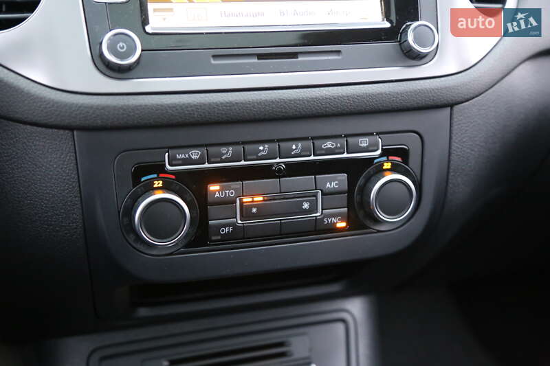 Внедорожник / Кроссовер Volkswagen Tiguan 2015 в Киеве фото 20 Внедорожник / Кроссовер Volkswagen Tiguan 2015 в Киеве